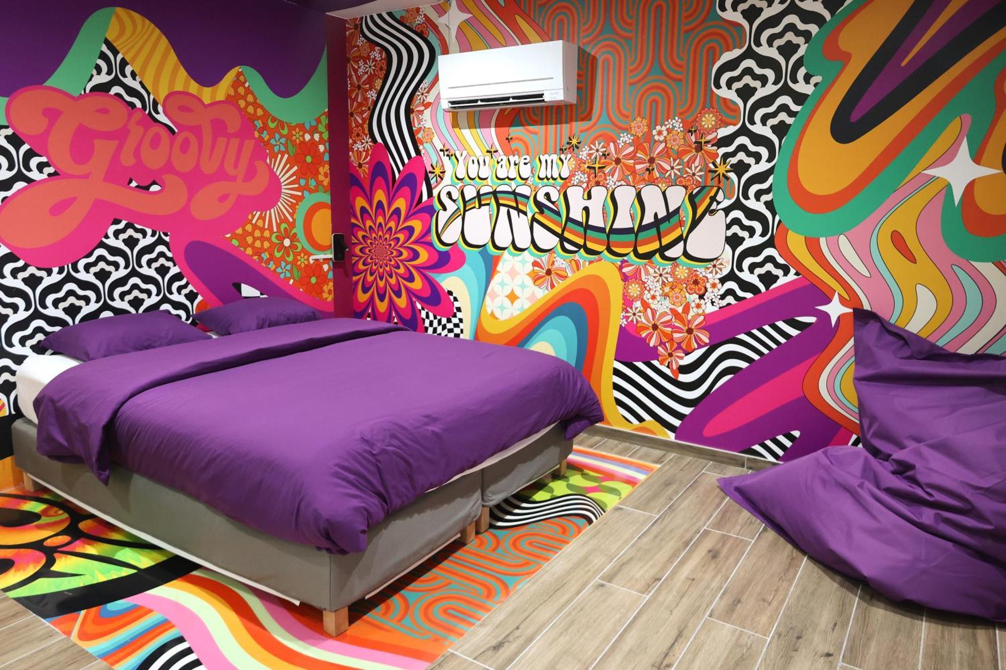 Capsule Groovy-Jacuzzi-Sauna-Billard-Netflix- Nintendo Switch & Jeux Mons Extérieur photo